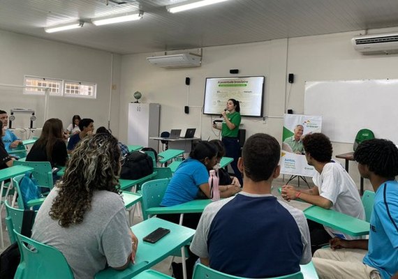 Estudantes de escolas públicas de Maceió participam de Oficina de Educação Financeira e Cooperativista