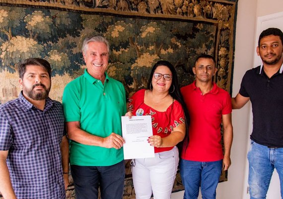 Collor garante fortalecimento e ampliação do Programa do Leite em Alagoas