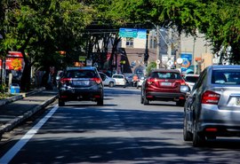 Vias da parte baixa de Maceió recebem nova sinalização