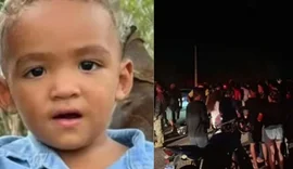 Criança de 3 anos morre após acidente entre moto e ônibus escolar no Sertão de AL