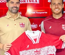 Pedro Castro é apresentado no CRB e fala em confiança para ajudar o clube