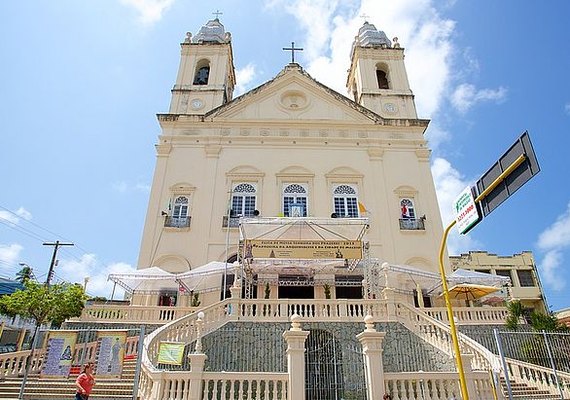 Corpus Christi: Arquidiocese de Maceió recebe donativos para os mais necessitados