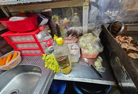 Vigilância Sanitária interdita food truck na orla de Maceió