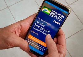 Auxílio emergencial é prorrogado por mais dois meses