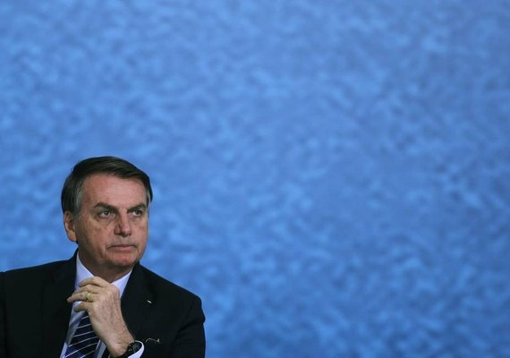 Bolsonaro diz que não pretende acabar com estabilidade de servidor