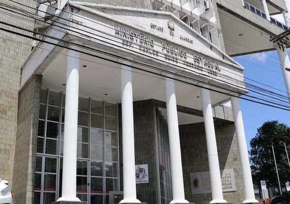 Ministério Público investiga suposto aumento de salários de políticos em Craíbas/AL