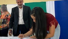 Prefeitura de Roteiro empossa mais de 50 novos servidores concursados