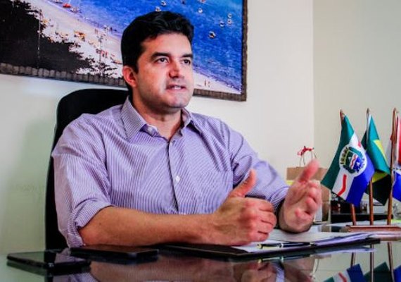 Rui Palmeira veta PL de complemento do auxílio emergencial