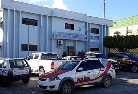 Mulher é presa acusada de agredir seus filhos em São Miguel dos Campos