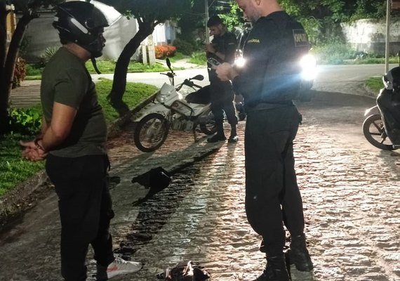Dupla é presa após furtar motocicleta em shopping na Mangabeiras