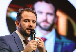 Durigan assume Fazenda sob pressão fiscal e enfrenta desafios herdados de Haddad