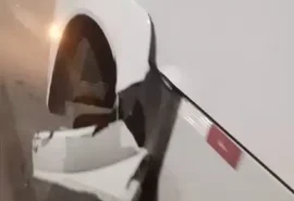 Pneu se desprende de van em Marechal Deodoro e assusta passageiros