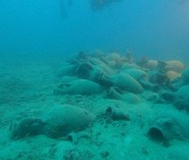 Mergulhadores encontram naufrágio romano com centenas de ânforas de 2.100 anos
