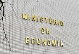 Secretário diz que o programa Auxílio Brasil será de R$ 300 reais