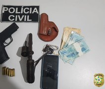 Homem é preso por porte de arma, munições e motocicleta clonada