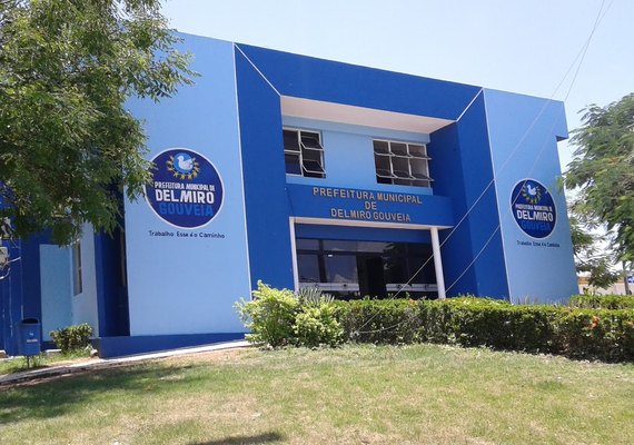 Prefeitura de Delmiro Gouveia lança edital com 200 vagas para cargos públicos