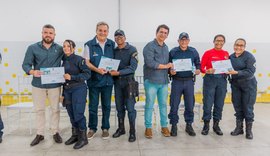 Guardas municipais recebem certificado e portes de armas de fogo