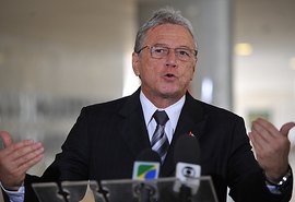 Téo Vilela e a “conversa” com Renan Filho sobre Rodrigo Cunha