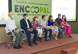 Unicafes AL comemora sucesso do ENCOOPAL 2022