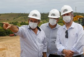 Governador em exercício elogia obras de novo aeroporto em Maragogi