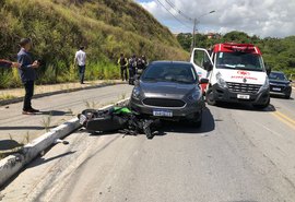 Vídeo: jovem morre após grave colisão com carro na Avenida Pierre Chalita