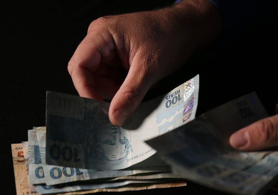 Mercado reduz previsão da inflação para 4,43% este ano