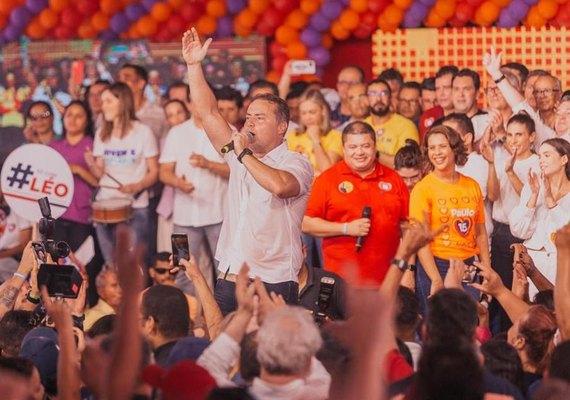 Renan Filho inicia campanha ao Senado como líder absoluto na intenção de votos