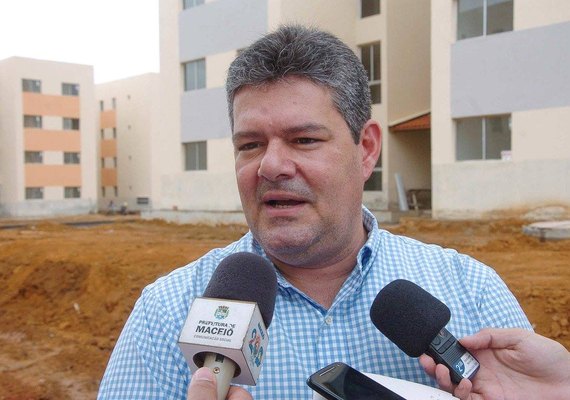 “Não há possibilidade de Mac ir para a prefeitura de Maceió”, diz vereador