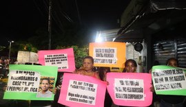 Durante evento no Parque da Mulher, irmão do prefeito JHC é alvo de protesto contra violência de gênero