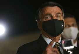 Novo teste de Bolsonaro para covid-19 deu negativo