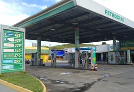 Com frota de ônibus reduzida e estoque de combustível acabando Alagoas fica sobre alerta