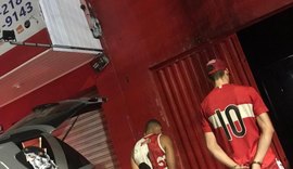 Membro de torcida organizada é preso por posse de arma e bombas caseiras