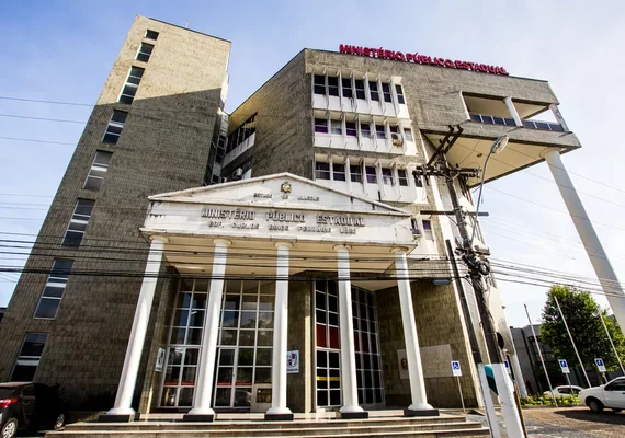 MPE ajuiza ação e juiz determina que Arapiraca mantenha transporte para estudantes do Ifal