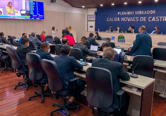 Câmara opta por sessões totalmente online para conter avanço da pandemia