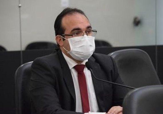 Davi Maia diz que vai cobrar 20 policlínicas ao Governo de AL