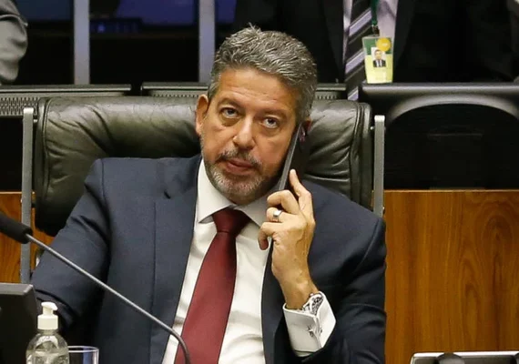 Lira segue em disputa amparado por decisão de quatro anos atrás