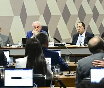CCJ do Senado aprova PEC do fim da escala 6x1 e aguarda decisão do plenário
