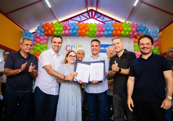 Governo de Alagoas entrega pacote de obras em Cajueiro