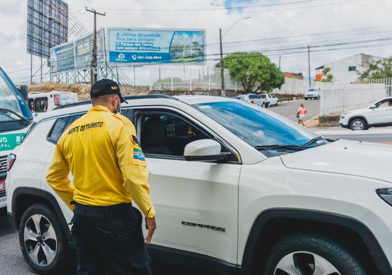 Confira as mudanças no trânsito para as prévias carnavalescas do fim de semana
