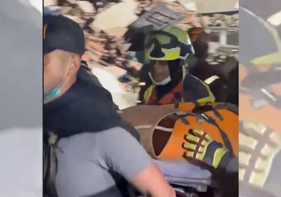 Criança de 11 anos é resgatada viva dos escombros do terremoto na Venezuela