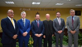 TCE/AL dá posse à nova presidência da entidade