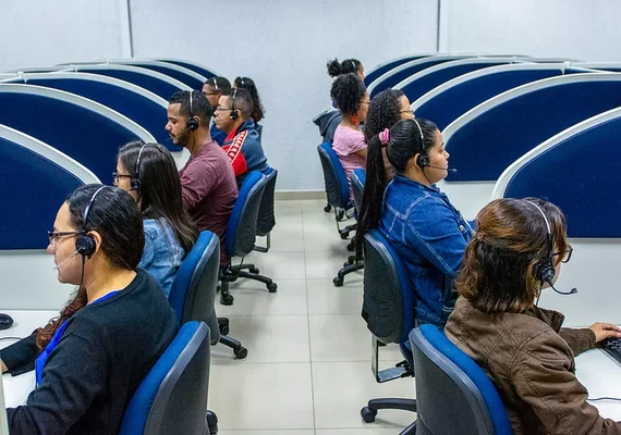 Em Arapiraca, empresa de tecnologia oferta 200 vagas para atendente