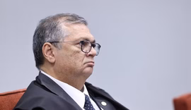 Dino extingue aposentadoria compulsória como punição máxima a magistrados