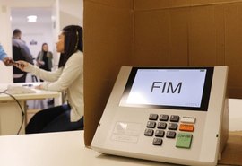 Inteligência artificial amplia riscos de desinformação e fragmenta consenso