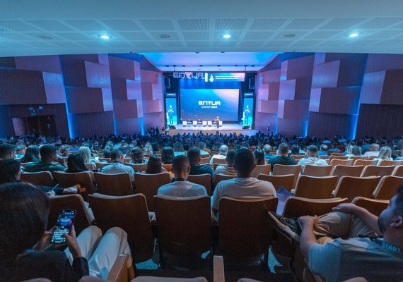 Alagoas sedia o Entur Summit, evento com mais de mil profissionais do turismo