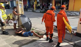 Ciclista fica ferido após colidir com carro na parte alta de Maceió