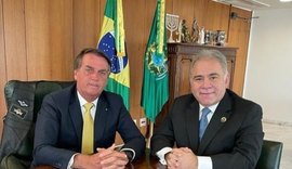 Queiroga estuda rebaixar pandemia de covid-19 para endemia no país, afirma Bolsonaro