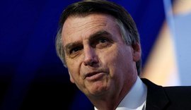 Bolsonaro critica questão sobre travesti em prova do Enem: Nada a ver