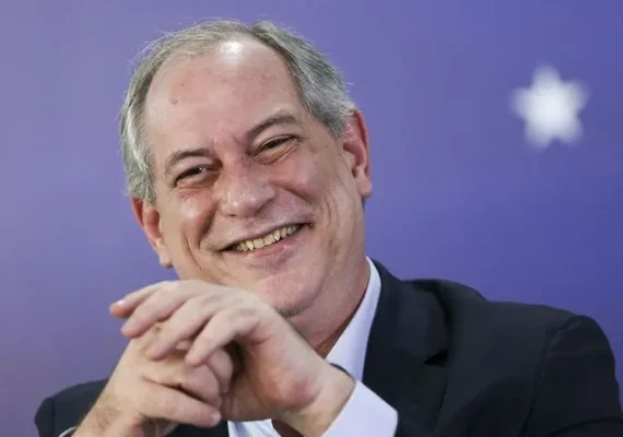 Mesmo sem vice, PDT oficializa Ciro como candidato à Presidência