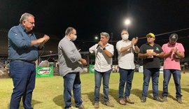 Santoro é homenageado na Expoagro por ações em defesa do setor produtivo